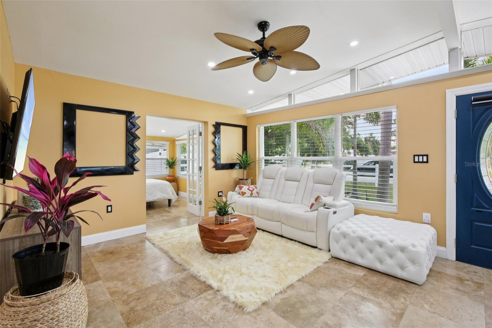 3925 PRADO DRIVE, SARASOTA, FL, 34235 3 3925 PRADO DRIVE