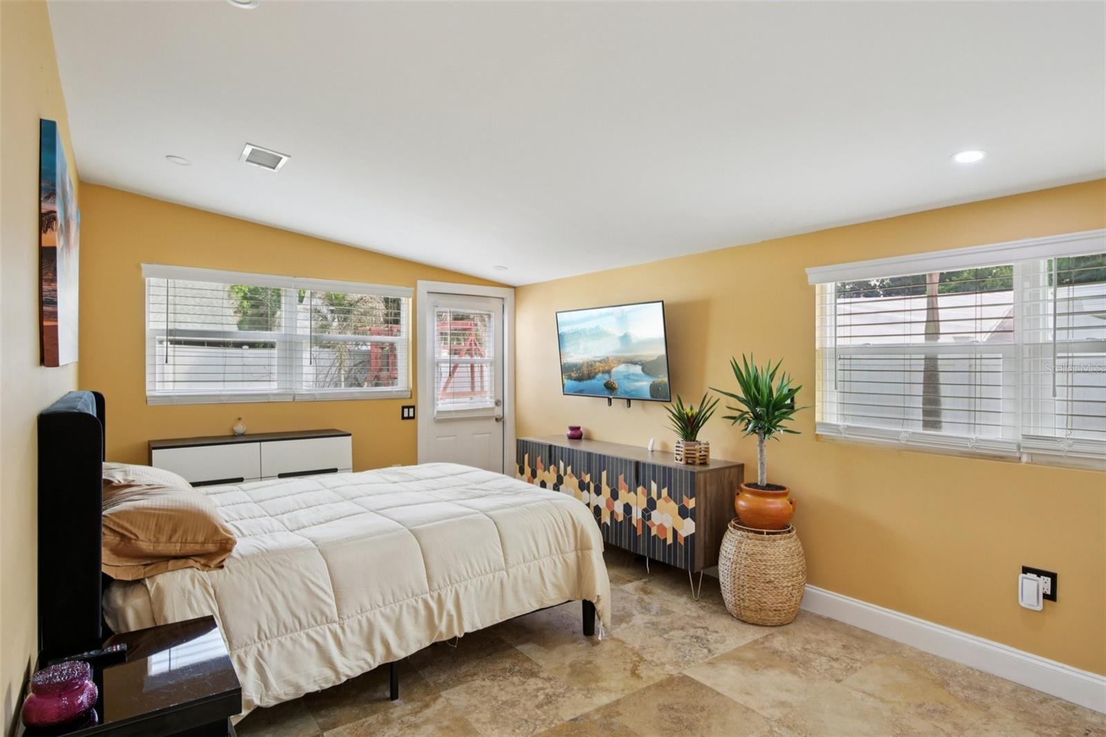 DE SOTO LAKES - Residential