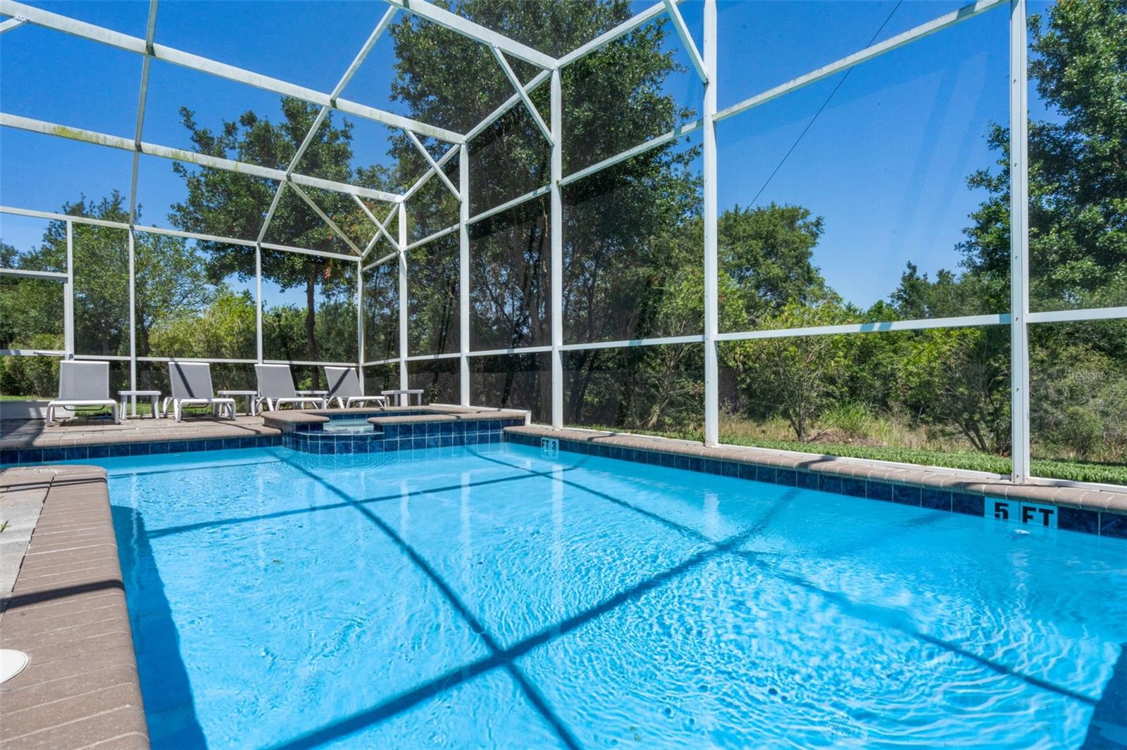 8807 INTERLOCKING COURT