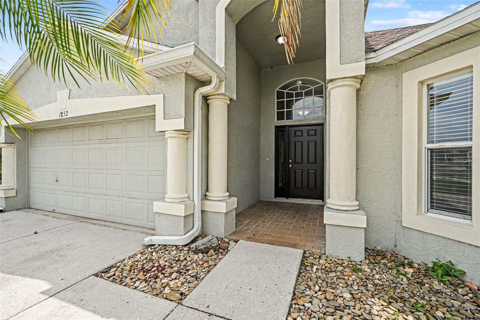 1852 BLANCHARD CT