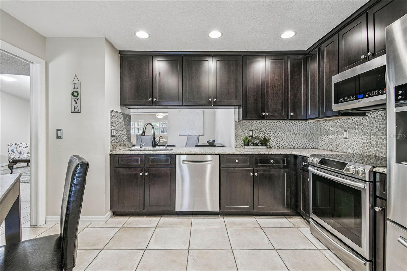 CARROLLWOOD SPGS UNIT 1 - Residential