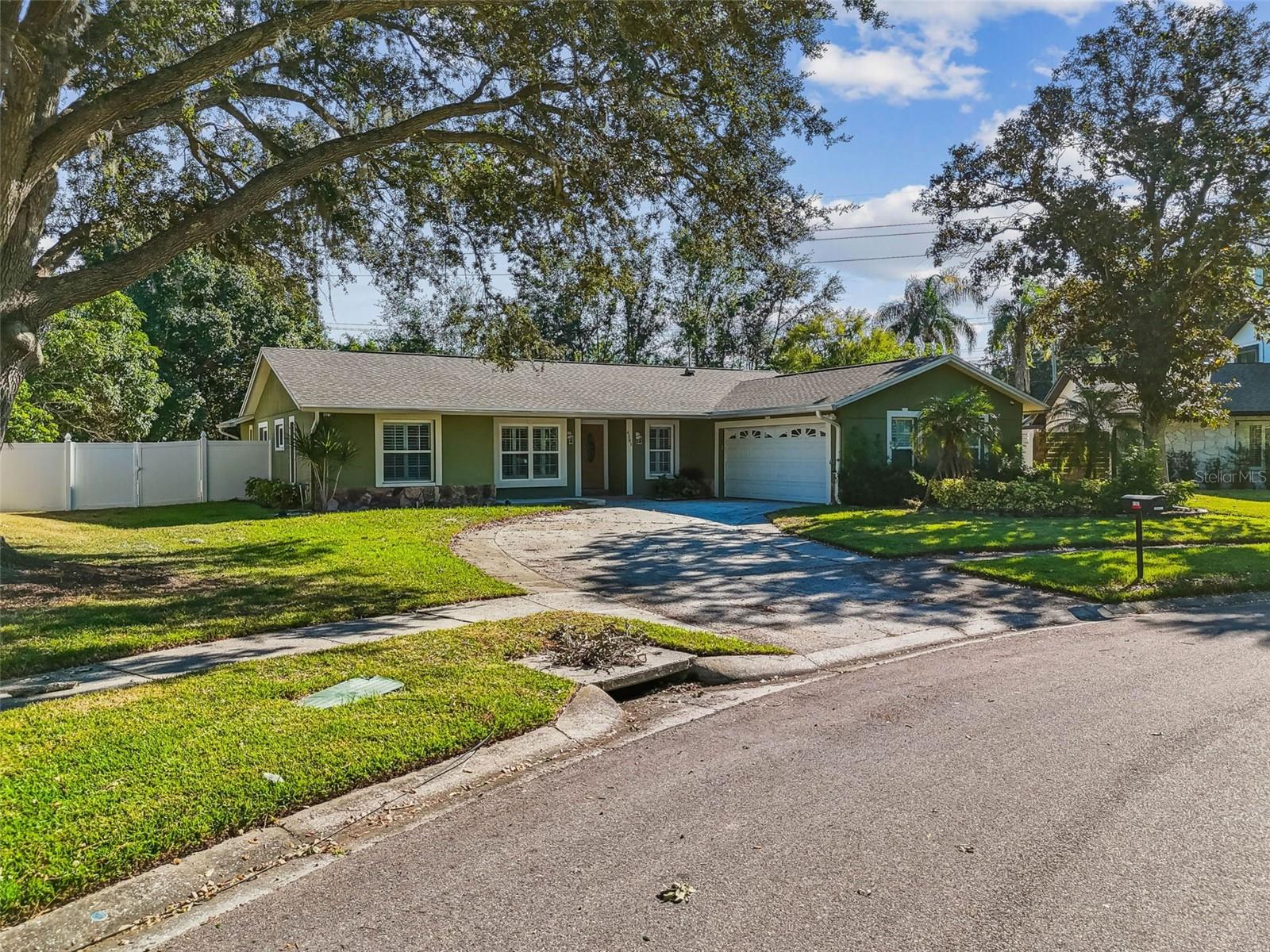CARROLLWOOD SPGS UNIT 1 - Residential