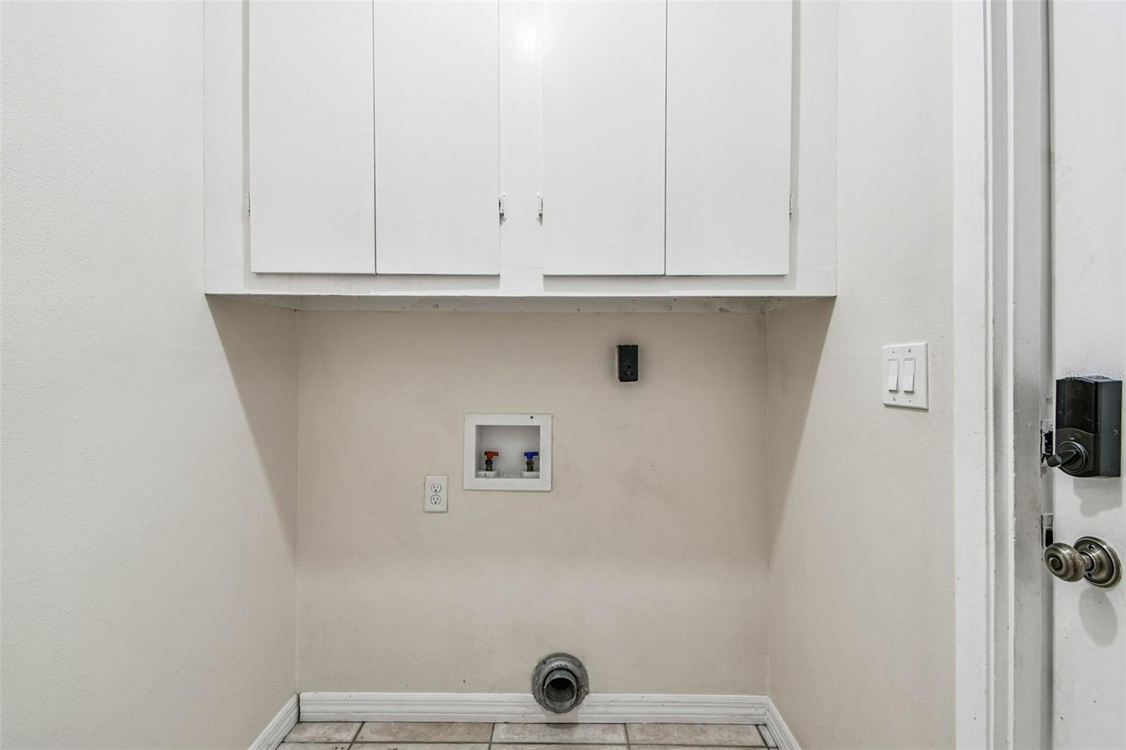 CARROLLWOOD SPGS UNIT 1 - Residential