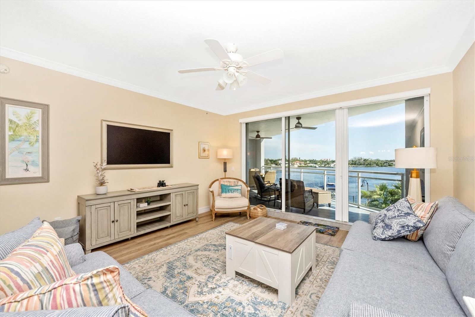 516 TAMIAMI TRAIL S 404