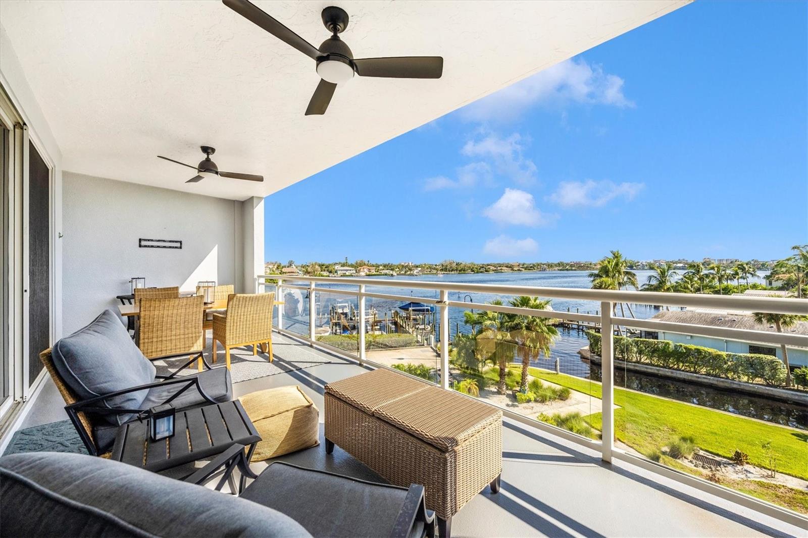 HARBOR VILLAS AT DONA BAY - Residential
