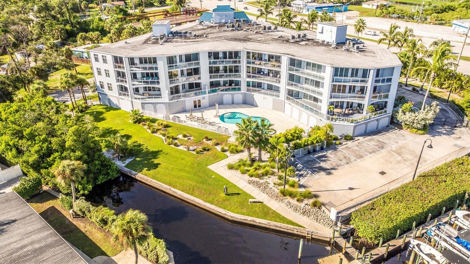HARBOR VILLAS AT DONA BAY - Residential