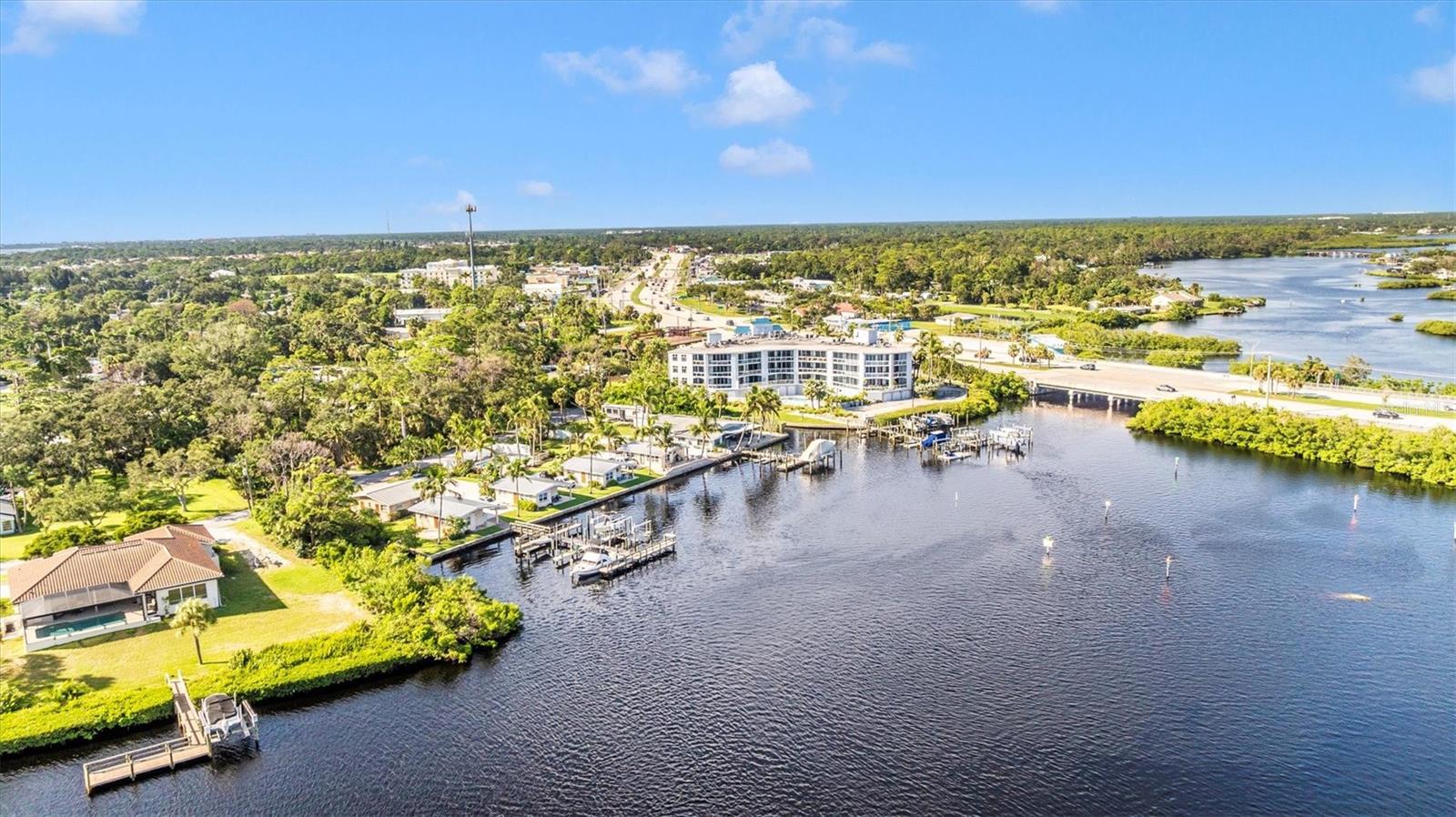 HARBOR VILLAS AT DONA BAY - Residential
