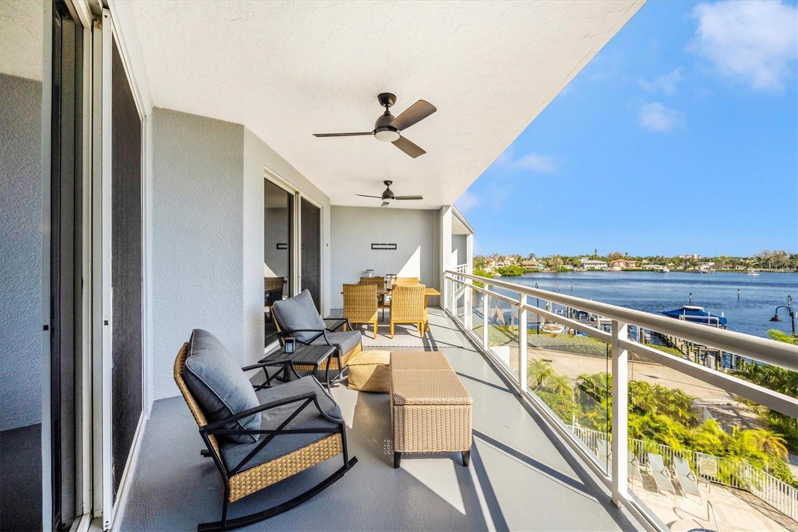 HARBOR VILLAS AT DONA BAY - Residential
