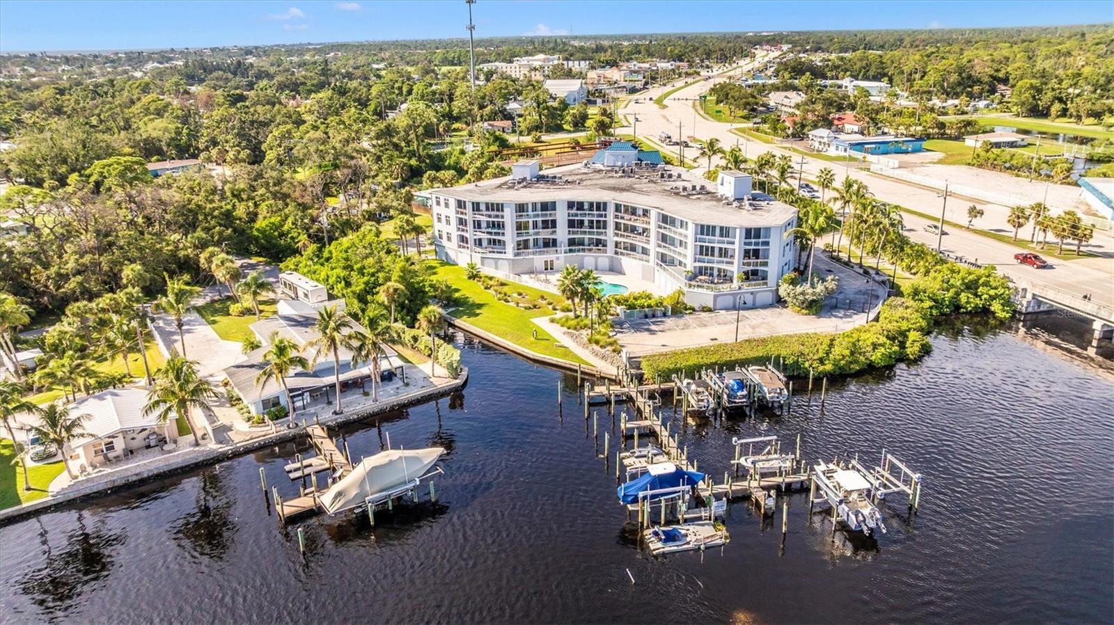 HARBOR VILLAS AT DONA BAY - Residential
