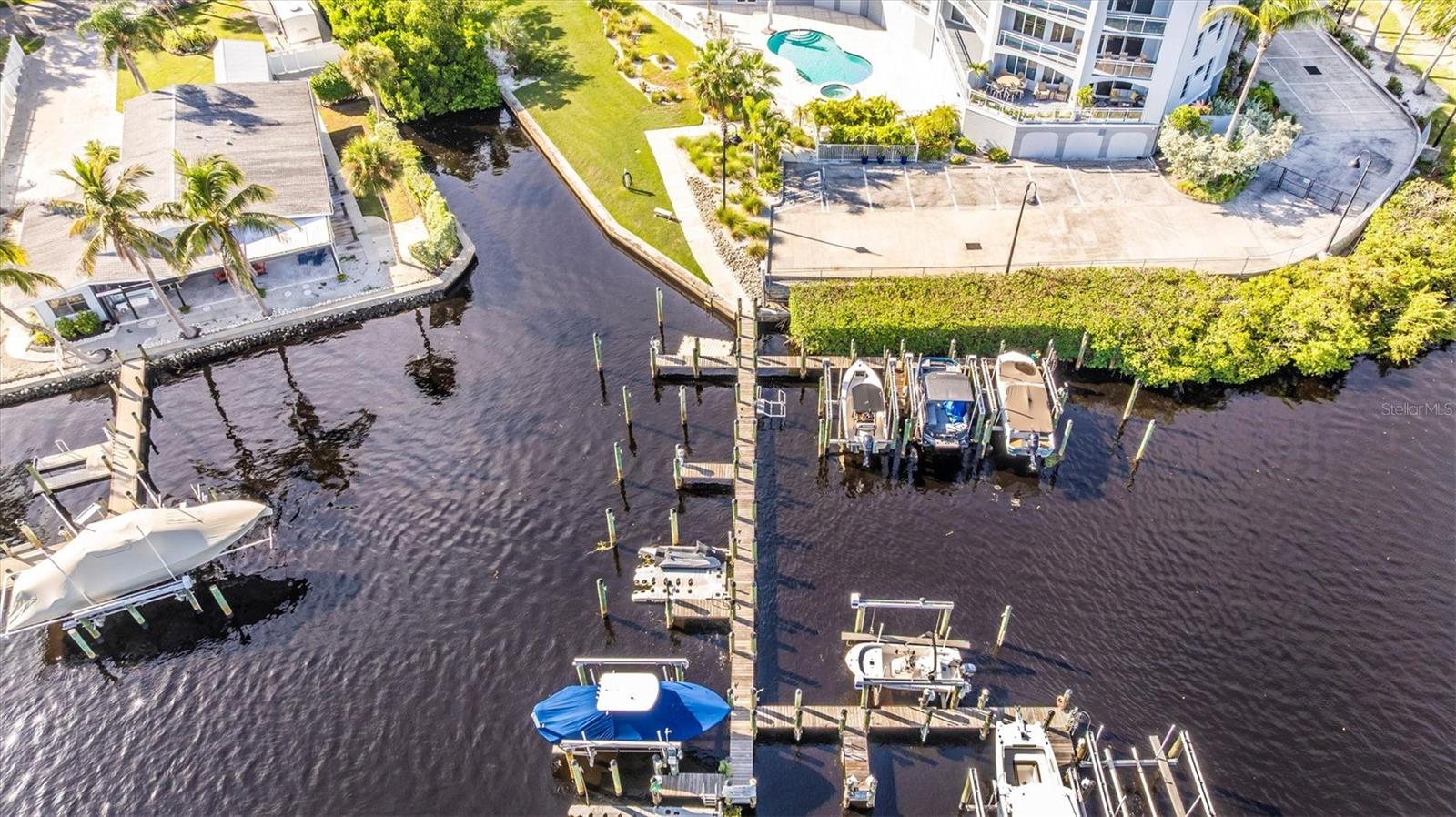 HARBOR VILLAS AT DONA BAY - Residential