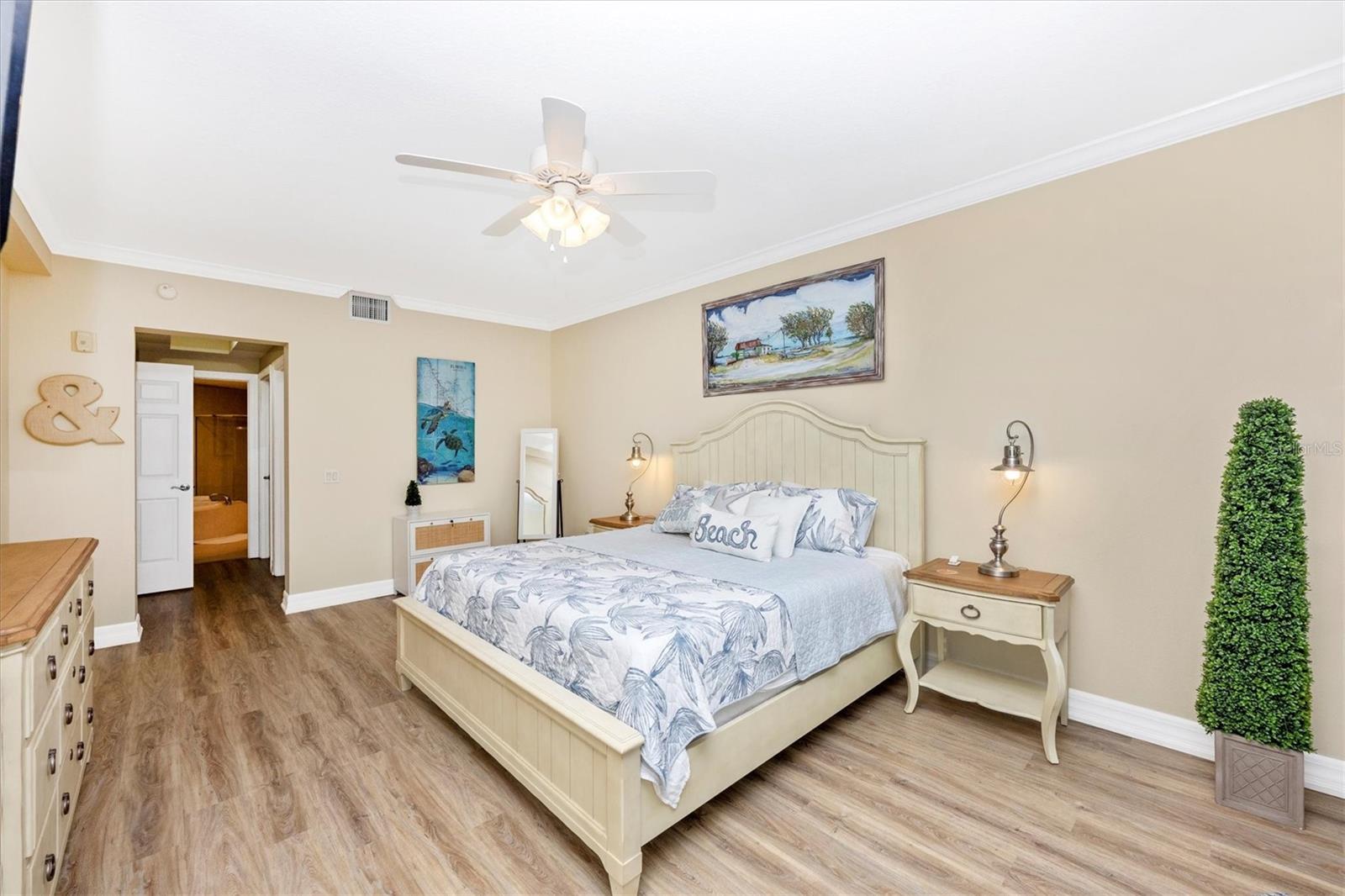 HARBOR VILLAS AT DONA BAY - Residential