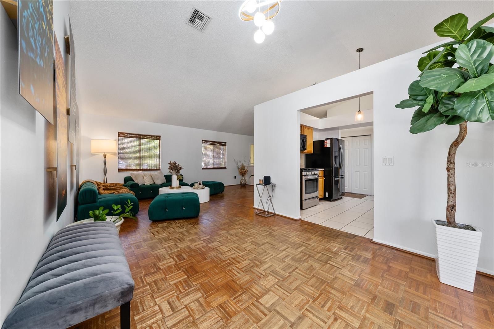 STERLING PARK UNIT 04 - Residential