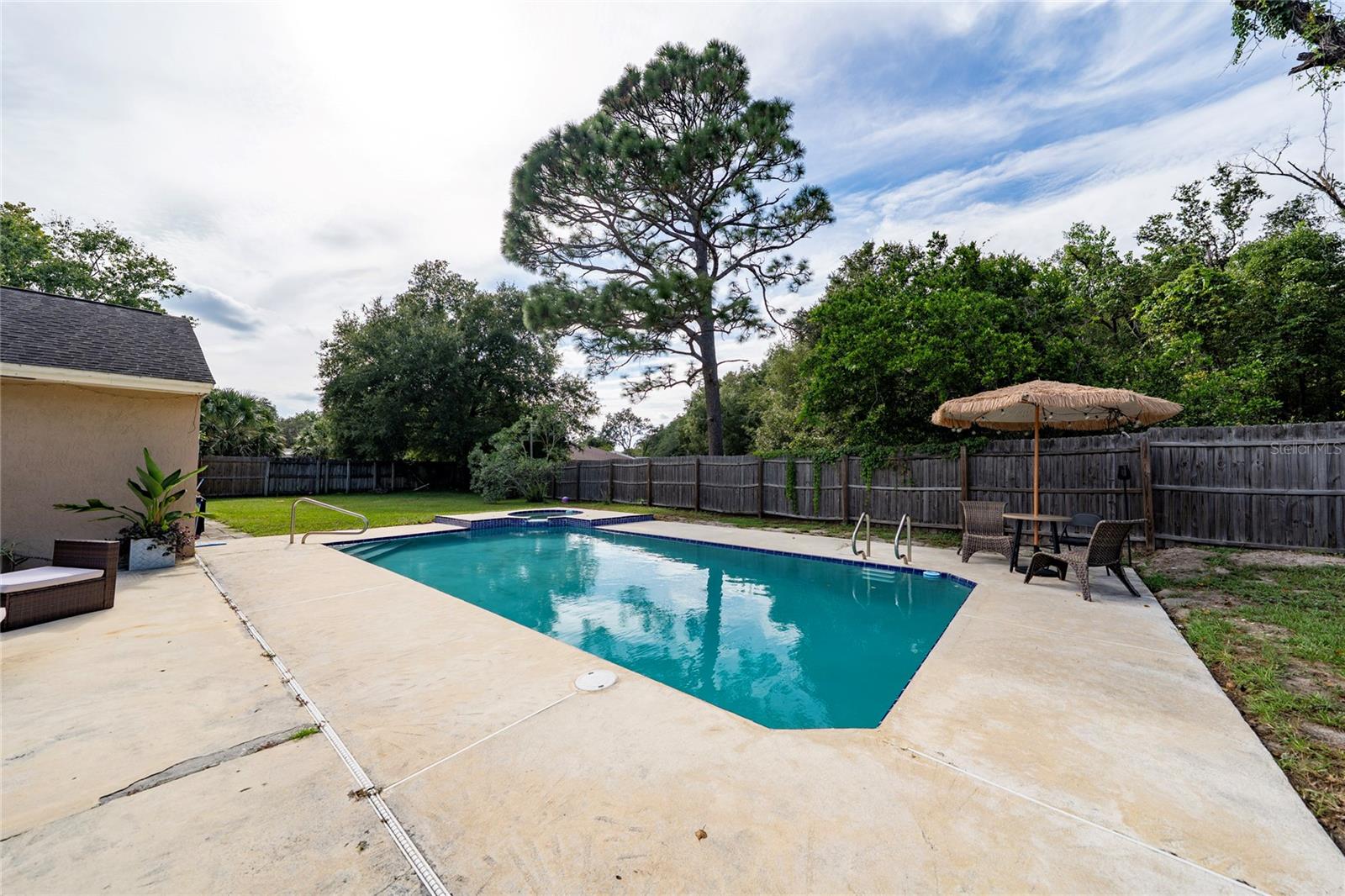 STERLING PARK UNIT 04 - Residential