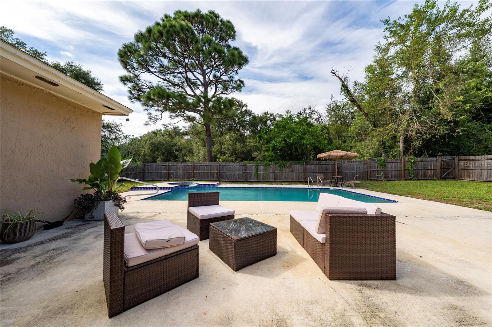 STERLING PARK UNIT 04 - Residential