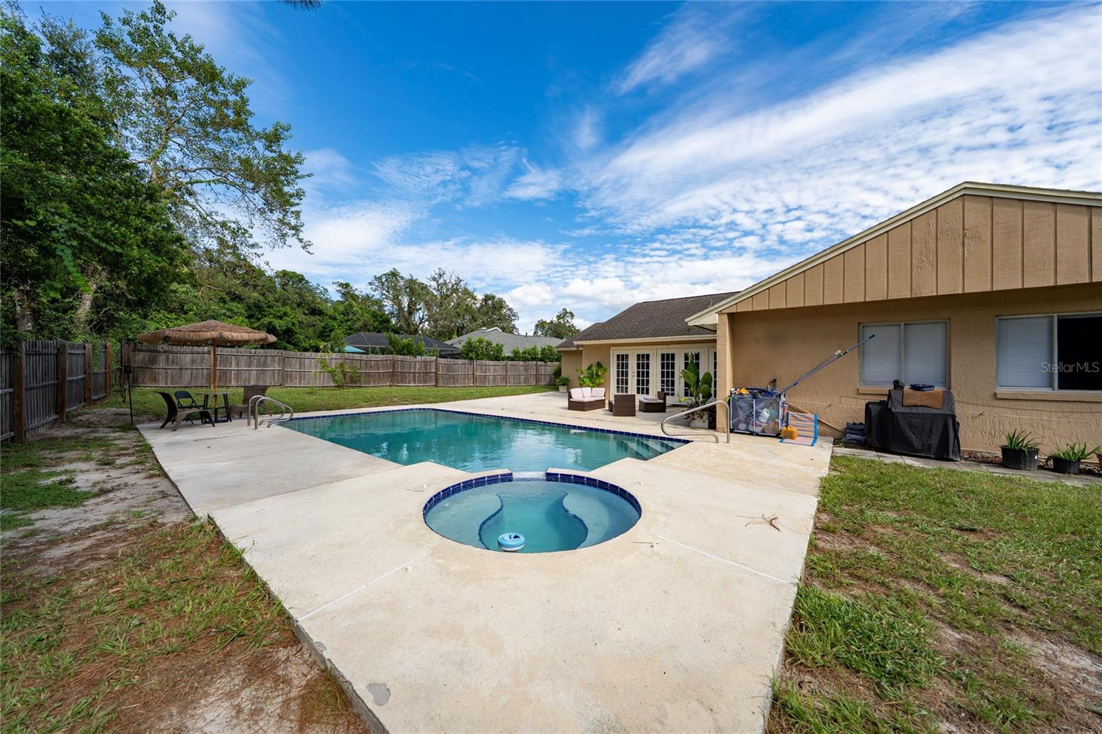 STERLING PARK UNIT 04 - Residential