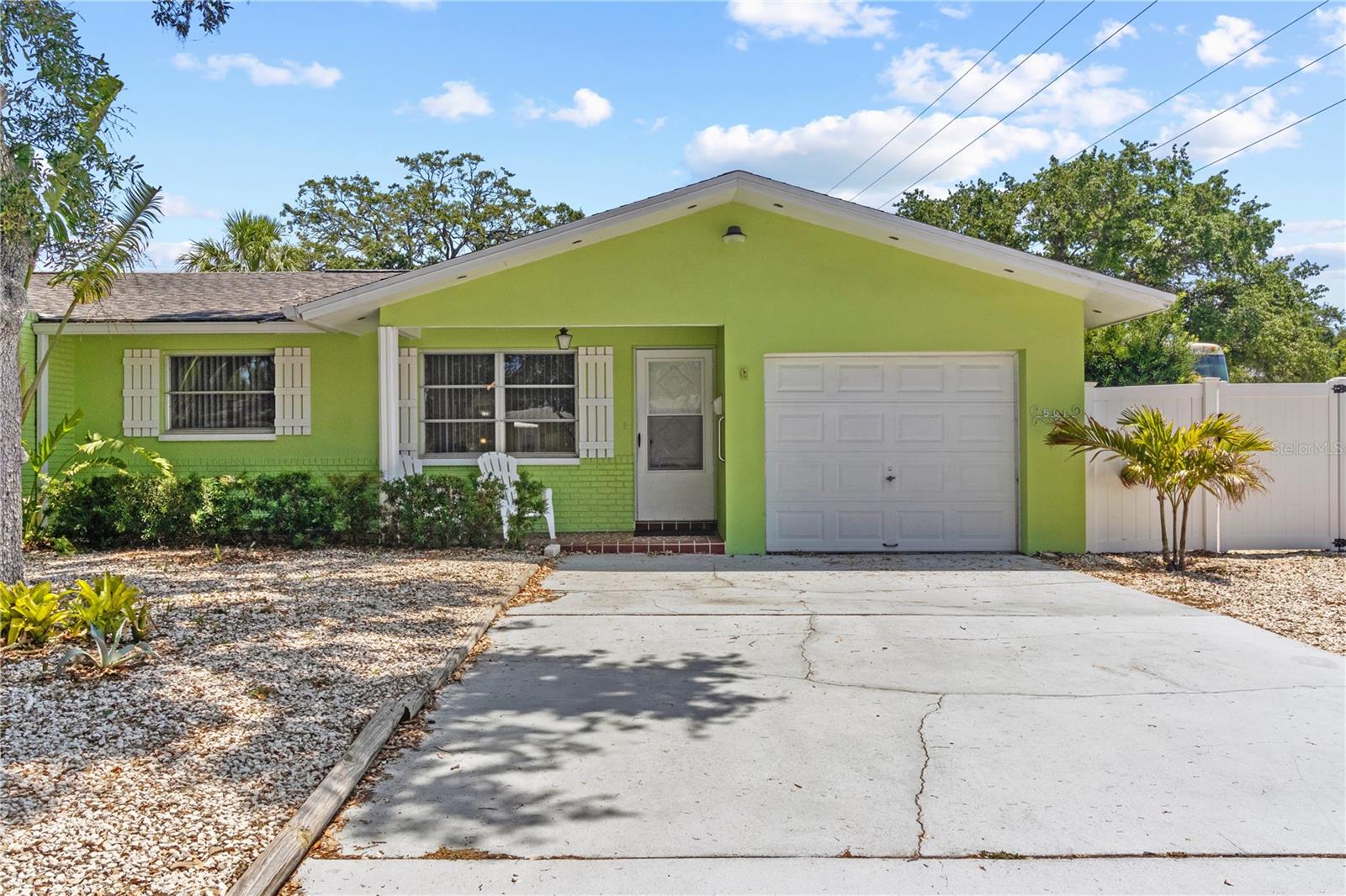 PLEASANT VIEW TERRACE 4TH ADD - Residential Lease