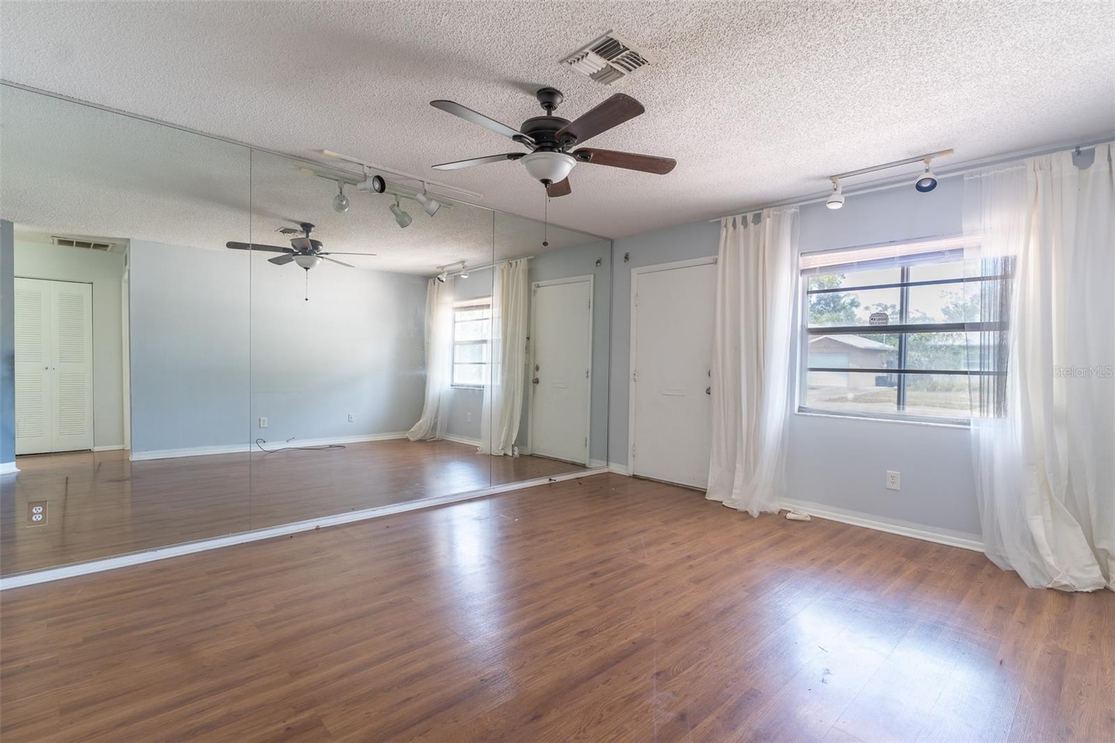 MICHIGAN HEIGHTS SEC 2 3 & 4 - Residential