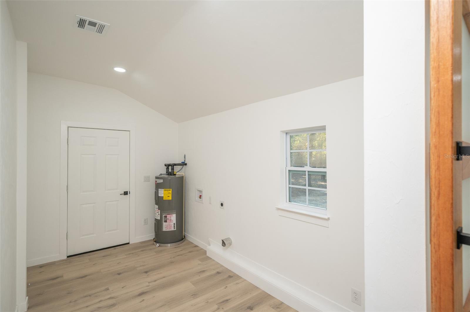 OLENO ESTATES - Residential