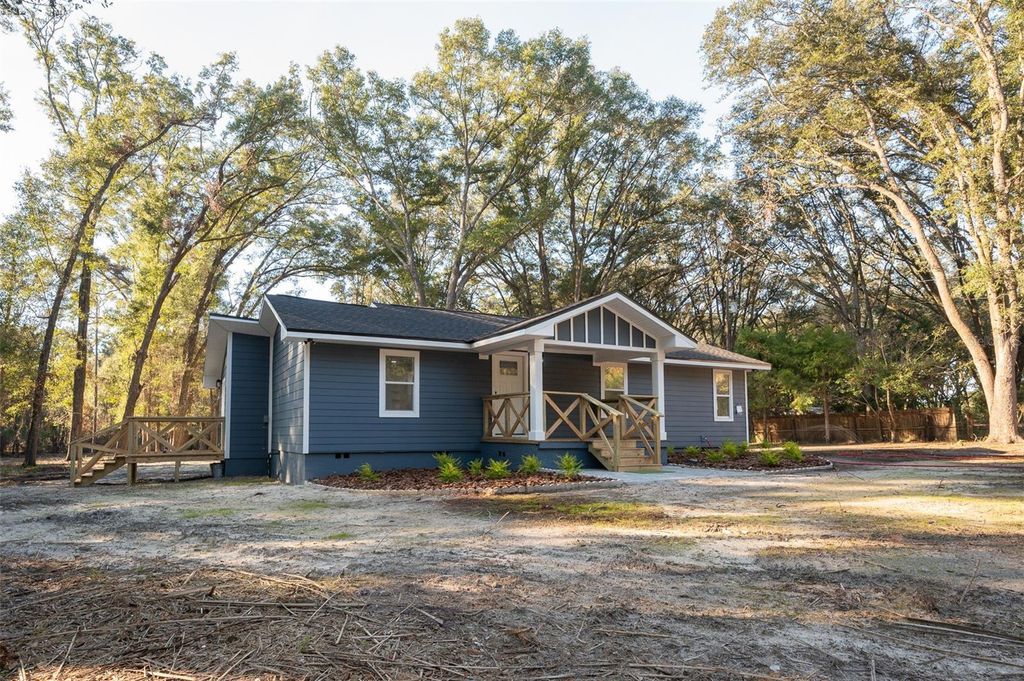 Photo of 278 SE Marino Way, High Springs, FL 32643 (MLS # GC536097)