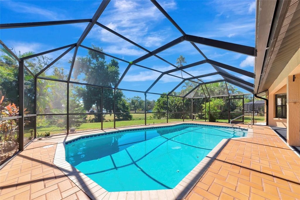 Photo of 5122 Wedge Court E, Bradenton, FL 34203 (MLS # A4668827)