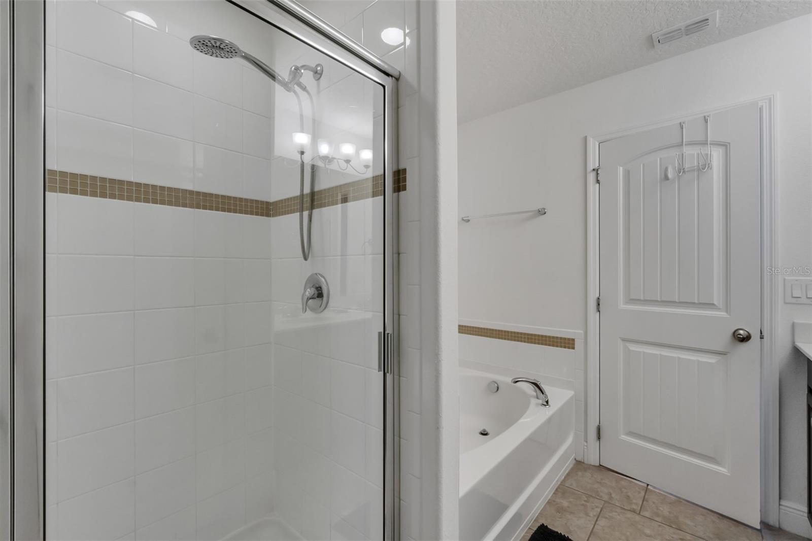 OAKMONT PH 01 - Residential