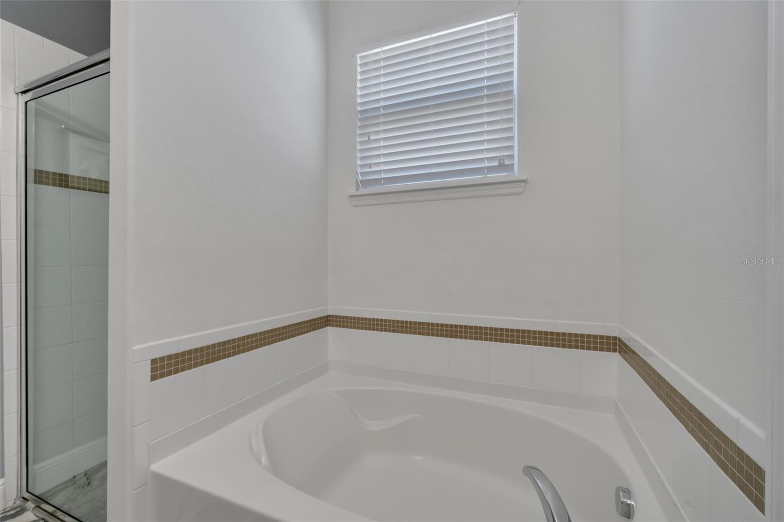 OAKMONT PH 01 - Residential