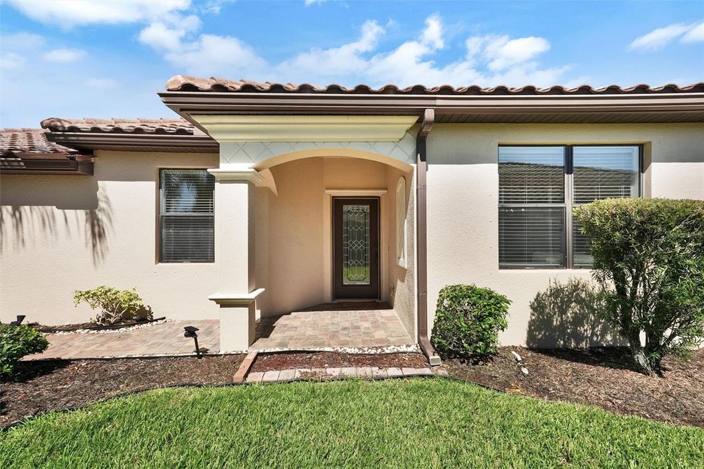Photo of 6509 Candlestick Drive, Bradenton, FL 34212 (MLS # A4679339)