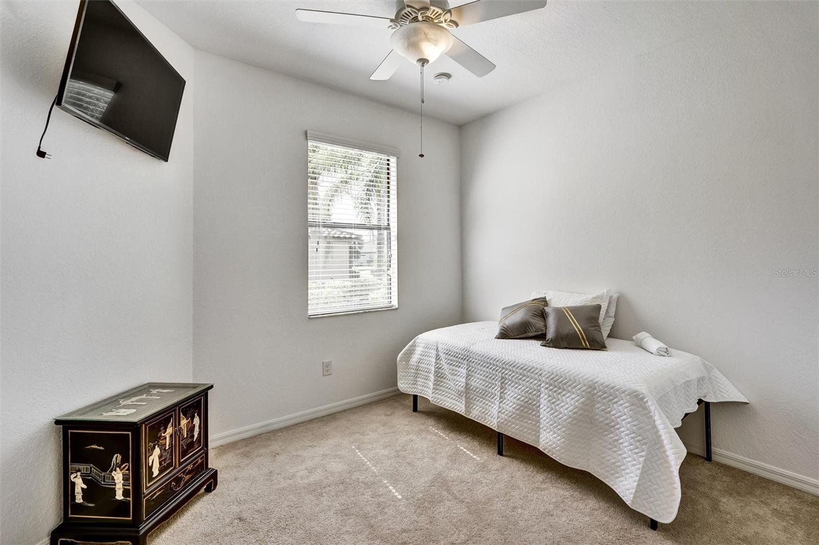 RIVER STRAND - Residential