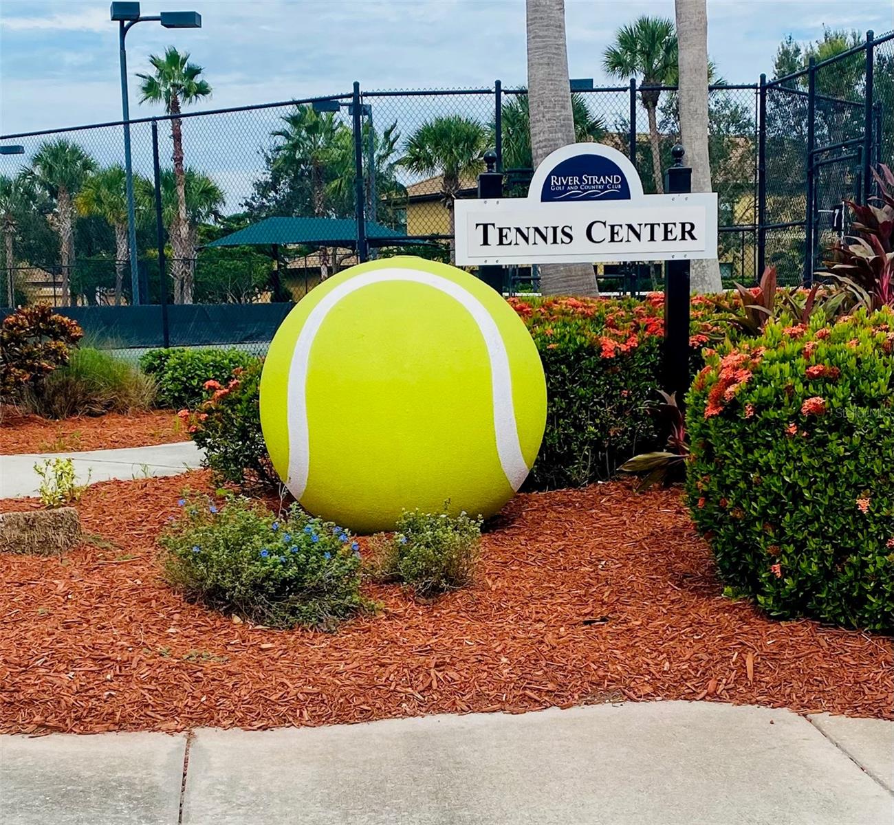 RIVER STRAND - Residential