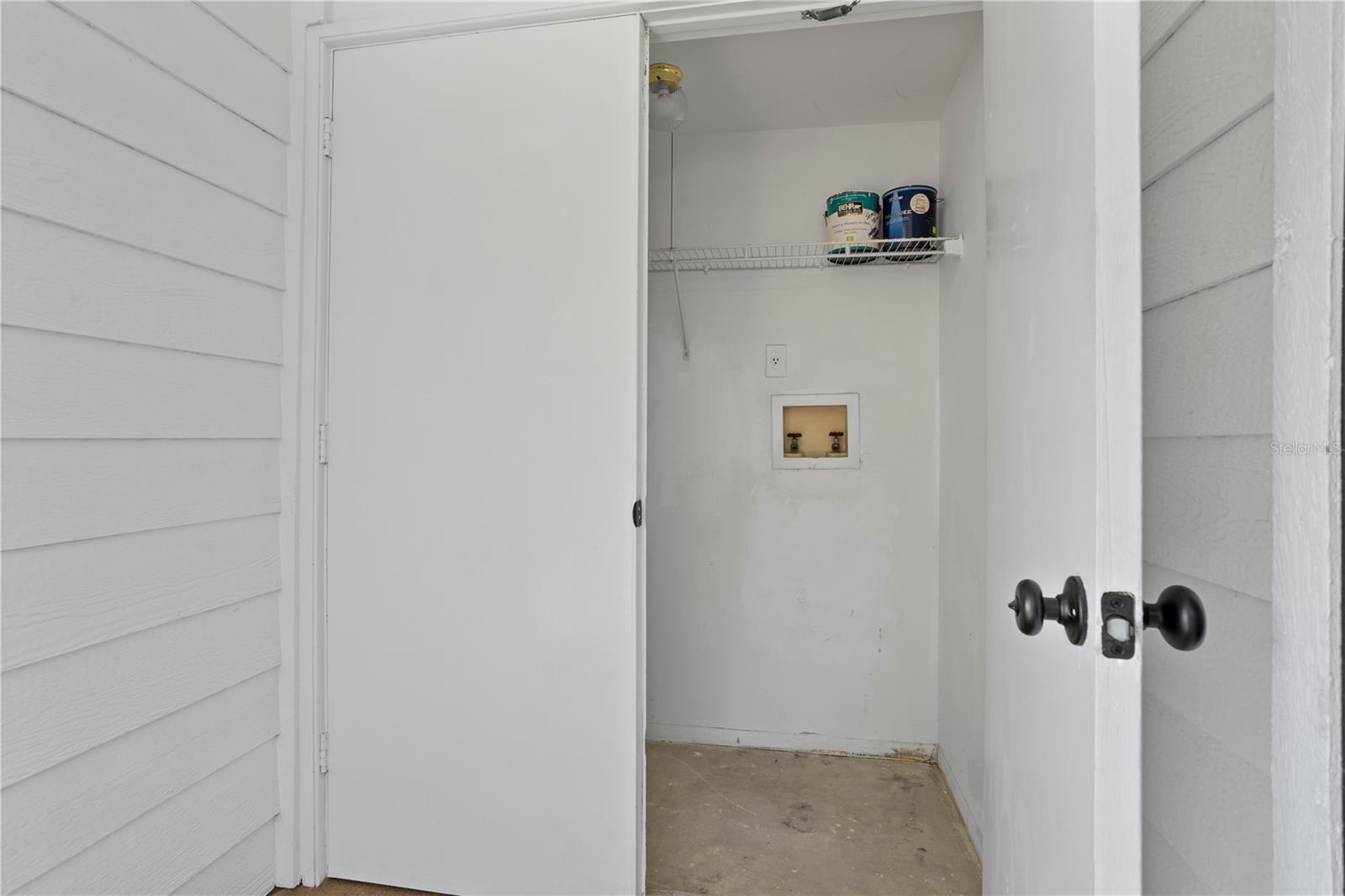 CENTRE COURT CONDO 01 PH 03 - Residential