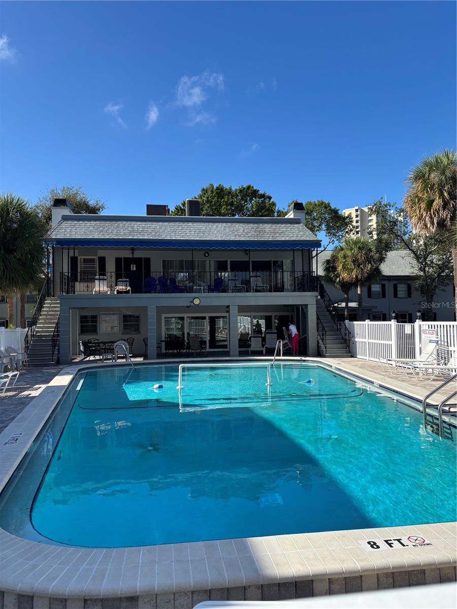 LES CHATEAUX CONDO - Residential