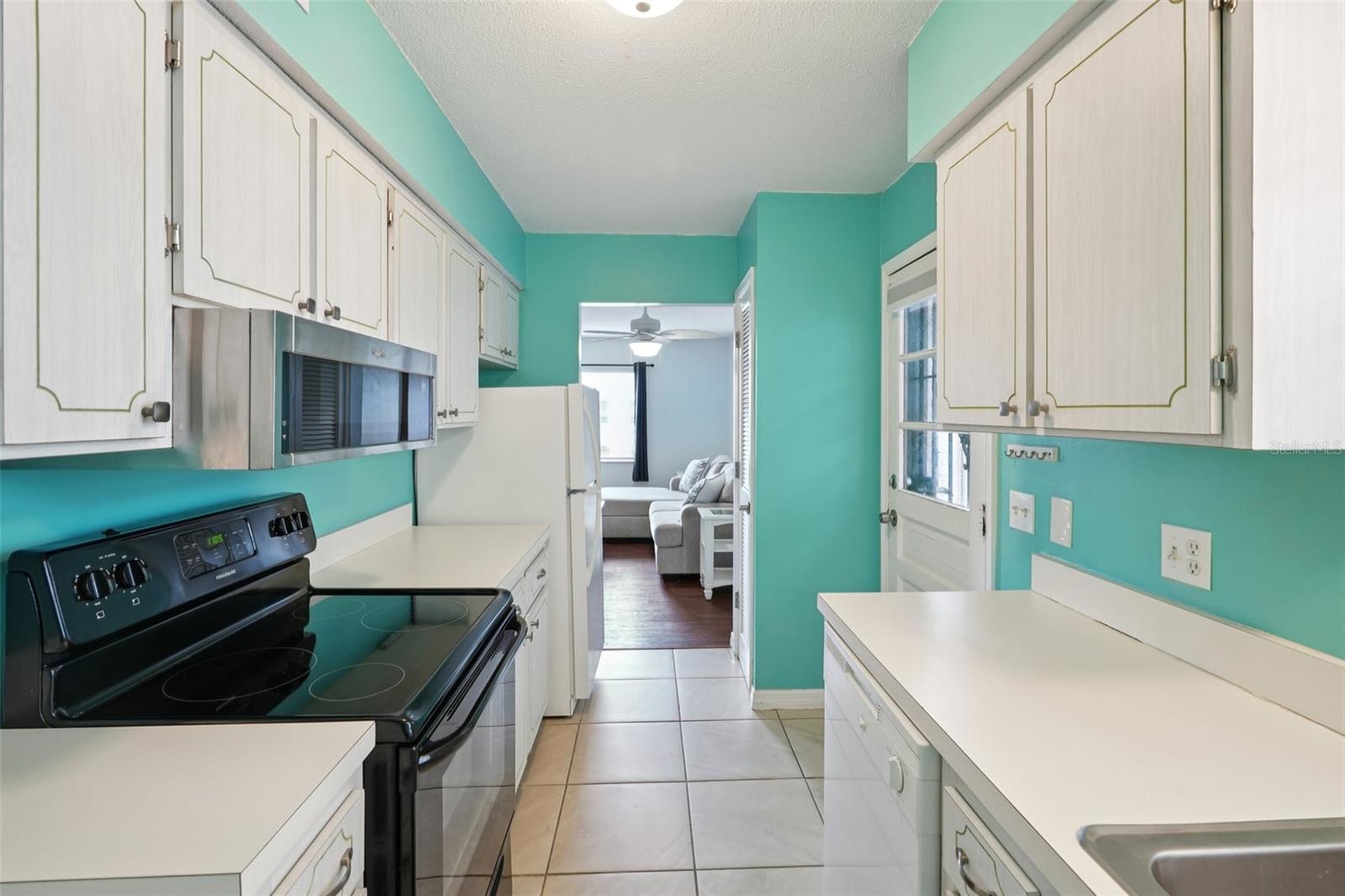 LES CHATEAUX CONDO - Residential