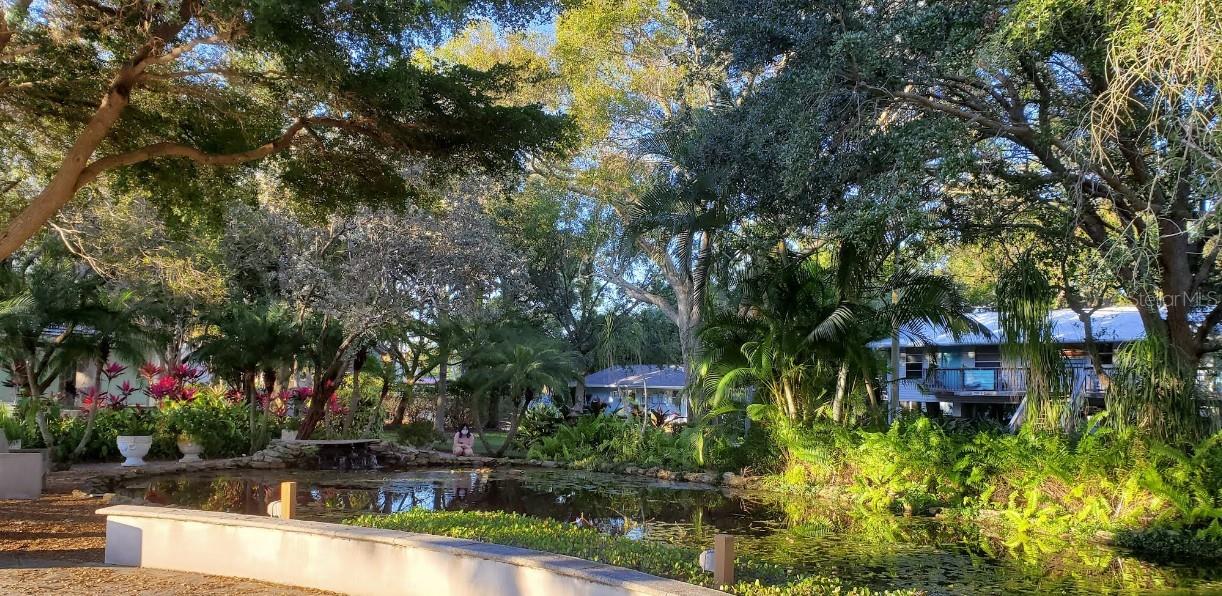 LES CHATEAUX CONDO - Residential