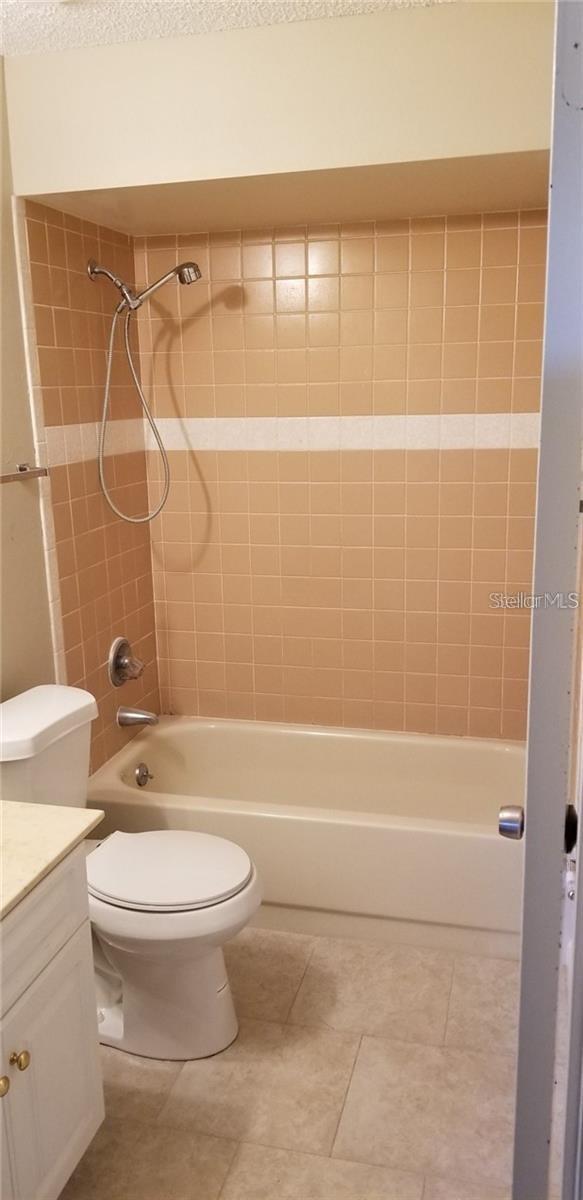 HOLIDAY HILLS WEST - Residential Income