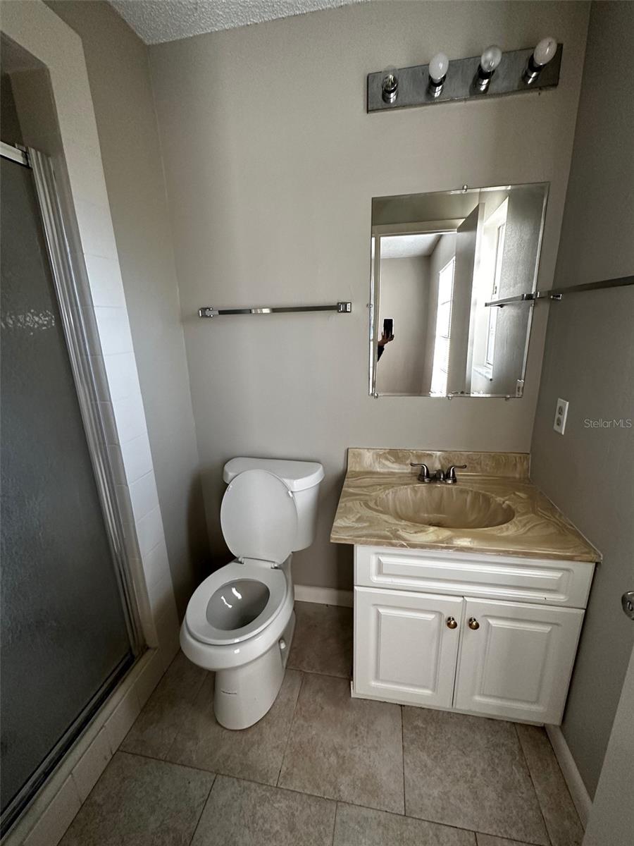 HOLIDAY HILLS WEST - Residential Income