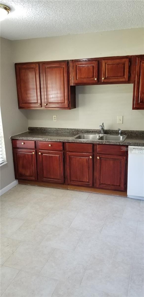 HOLIDAY HILLS WEST - Residential Income