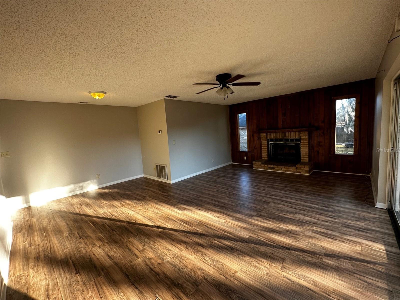 HOLIDAY HILLS WEST - Residential Income