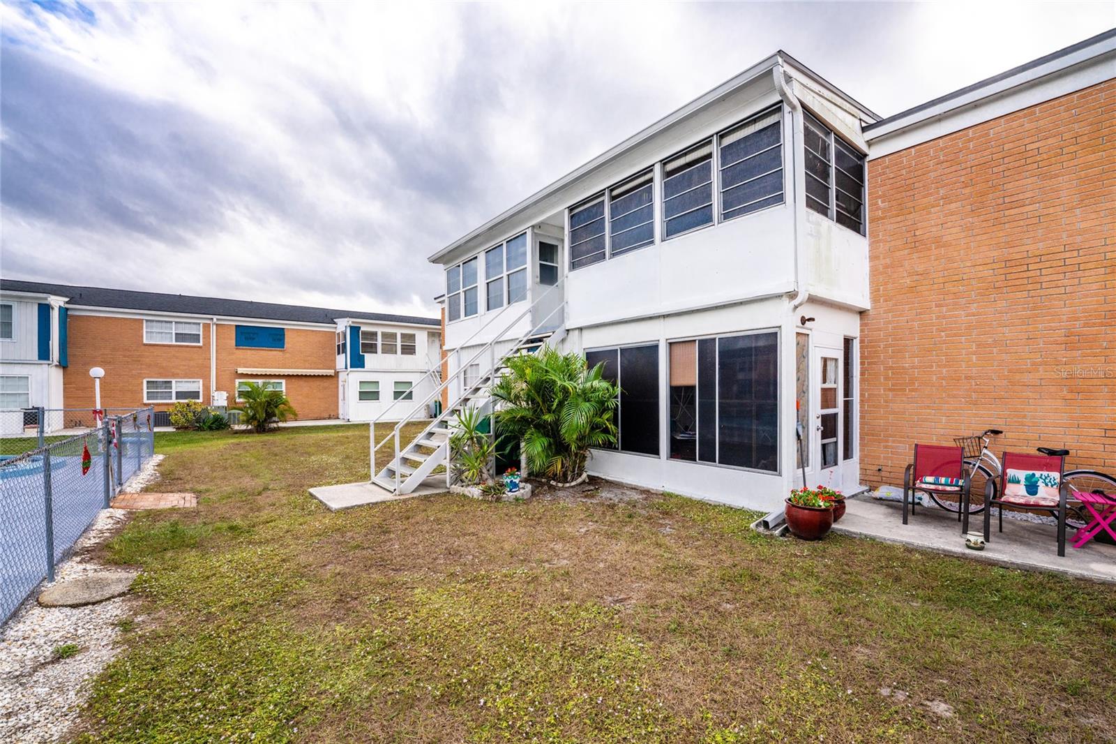 MARIA MANOR - Residential