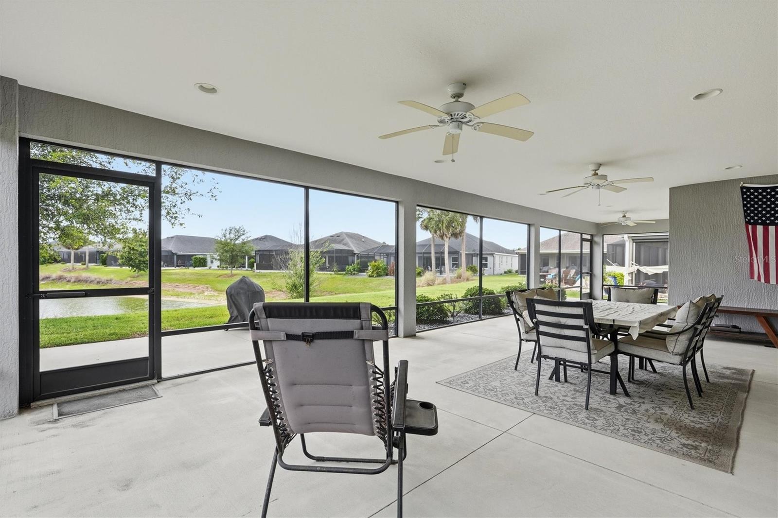 VILLAGE/FENNEY UN #11 - Residential