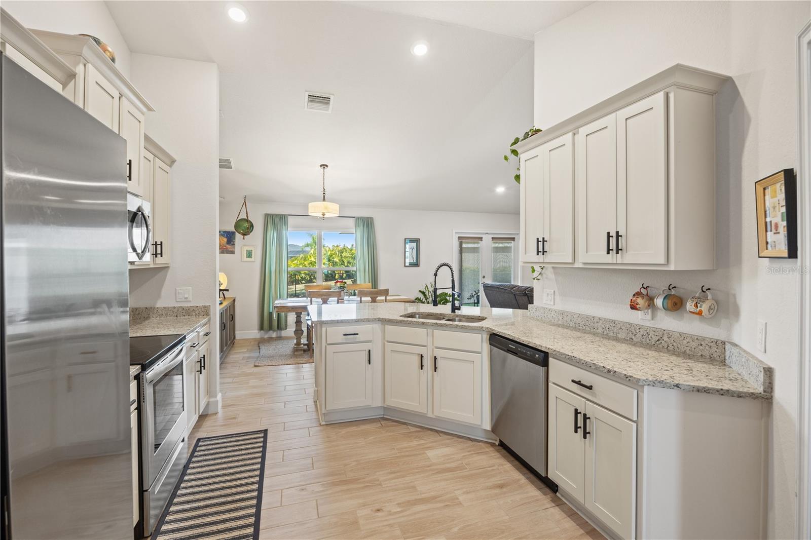 PUNTA GORDA ISLES SEC 20 - Residential