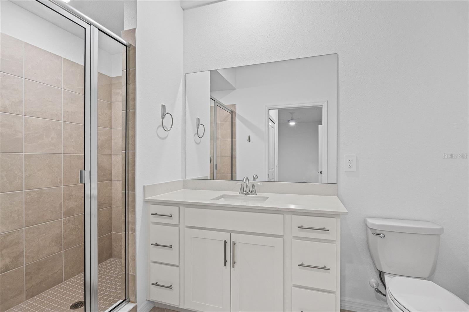 CALUSA COUNTRY CLUB - Residential Lease