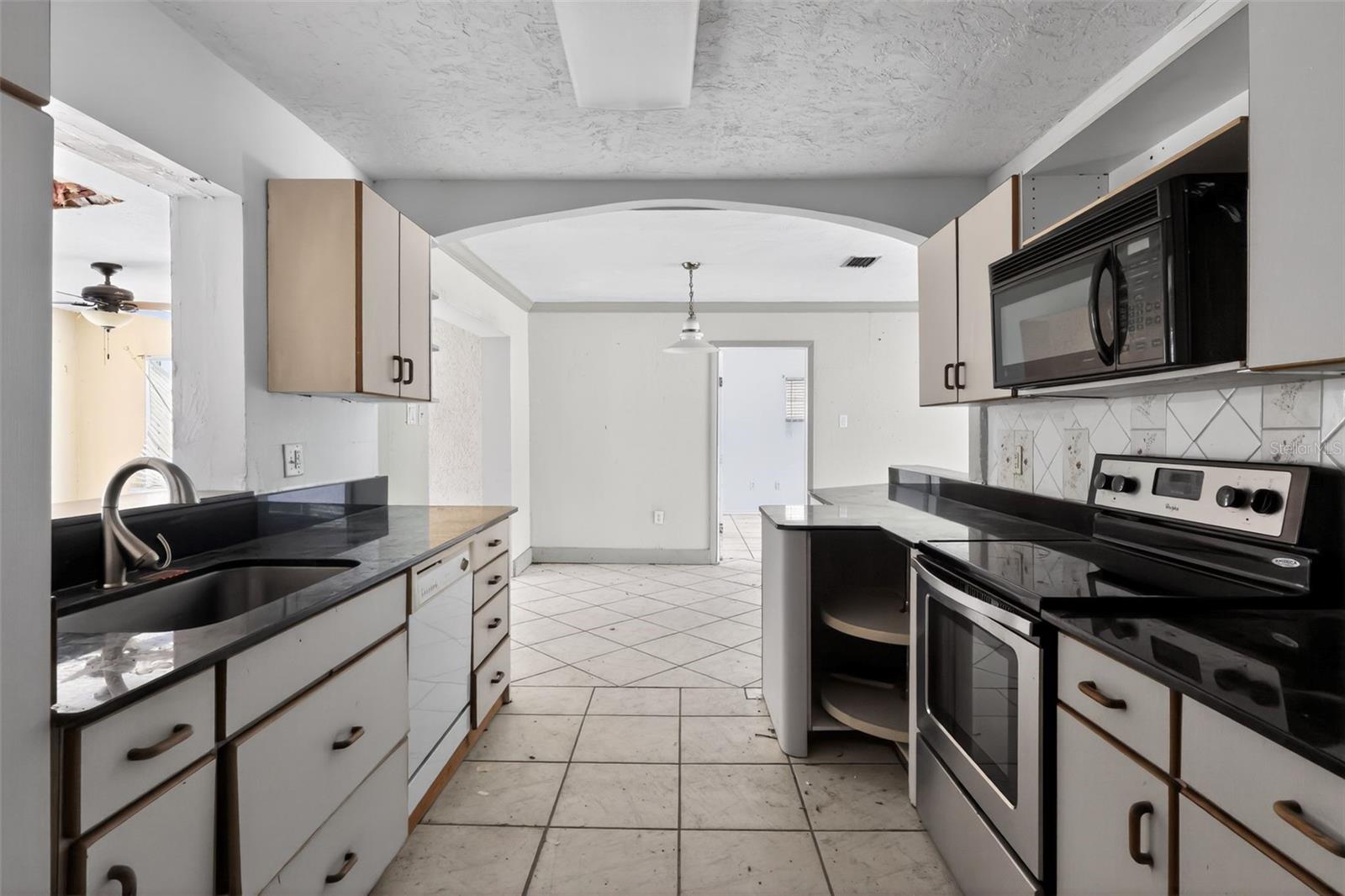 ACREAGE & UNREC - Residential