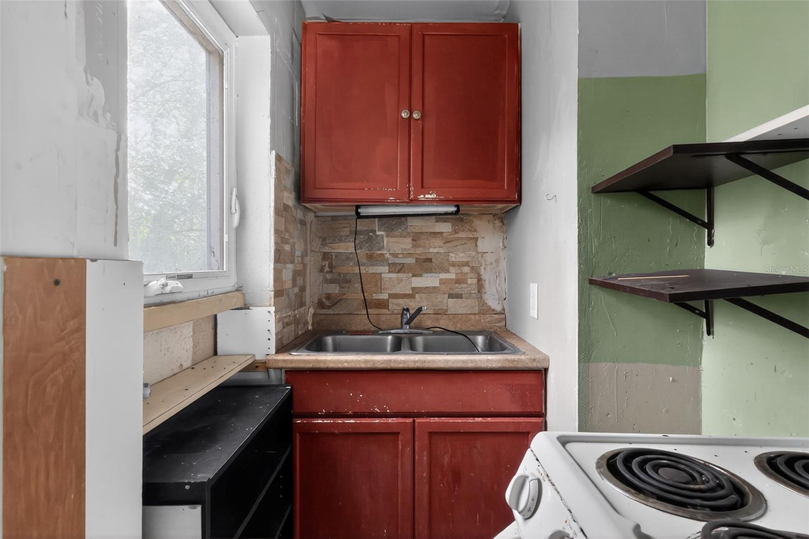 ACREAGE & UNREC - Residential