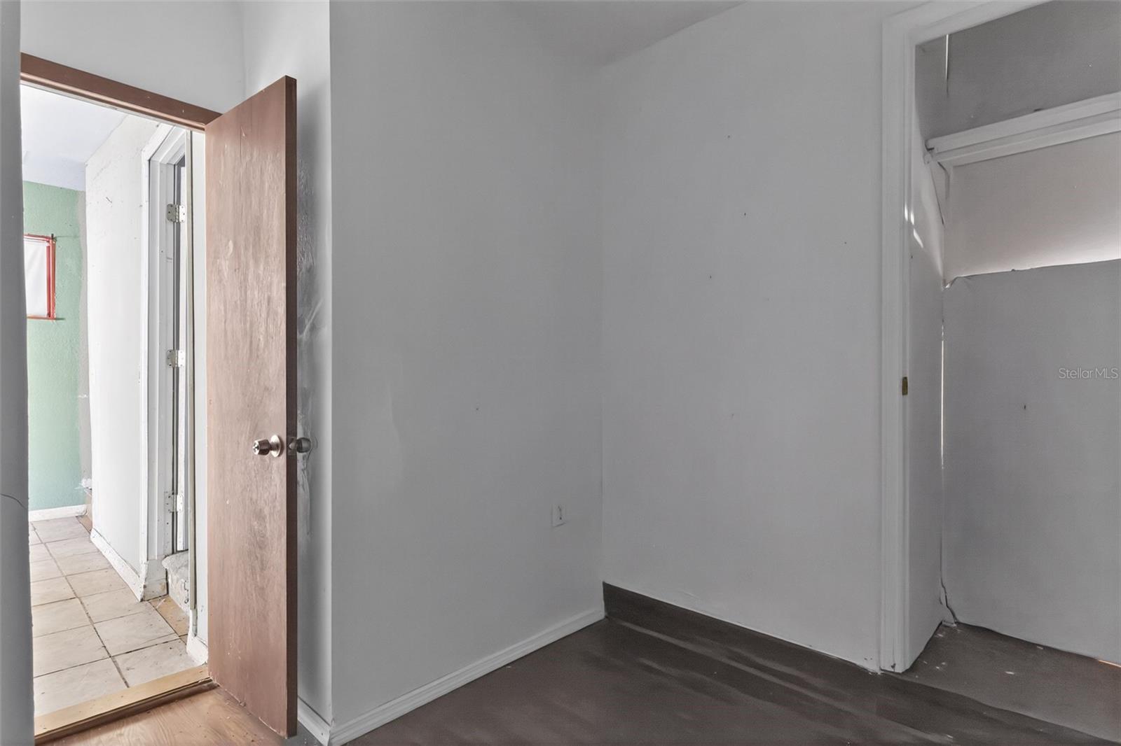 ACREAGE & UNREC - Residential