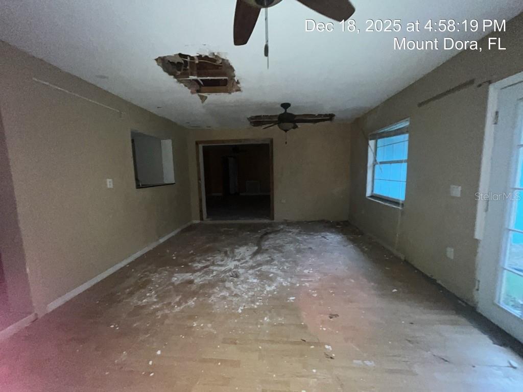 ACREAGE & UNREC - Residential