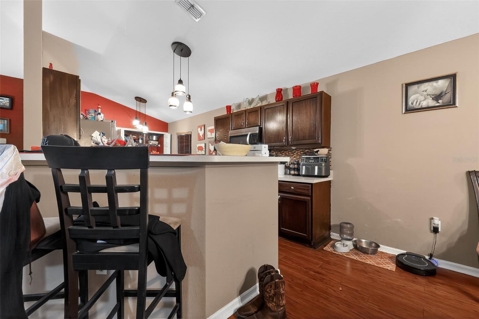 SQUIRES GROVE - Residential