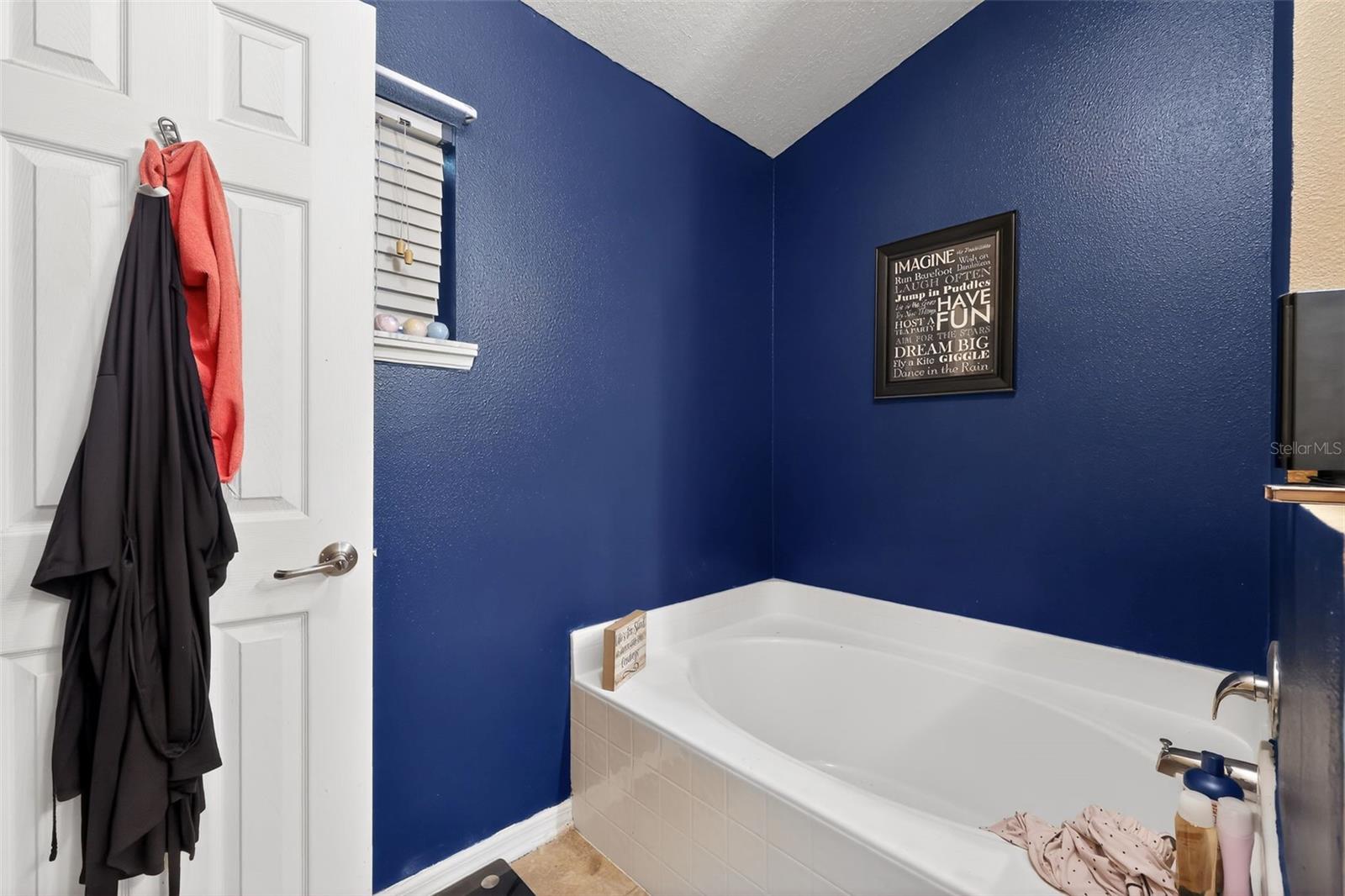 SQUIRES GROVE - Residential