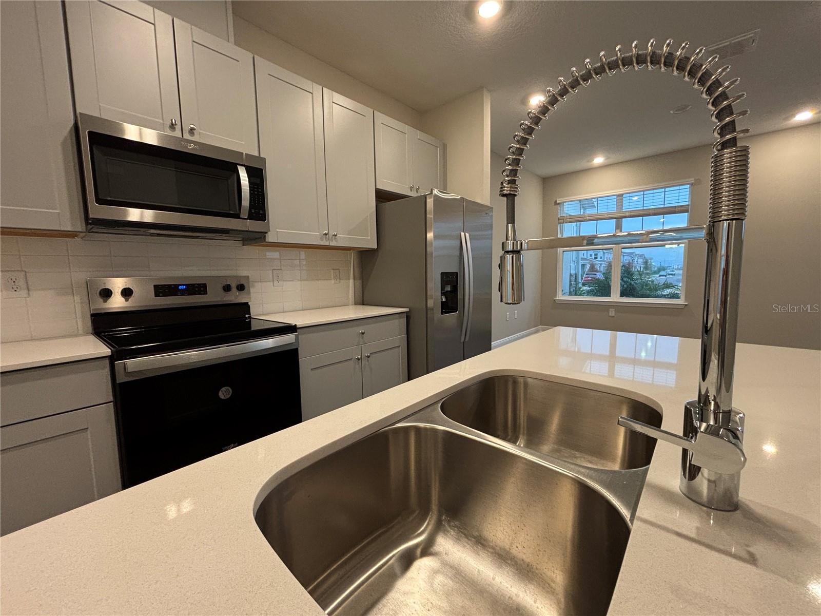 HAMLIN RDG - Residential Lease