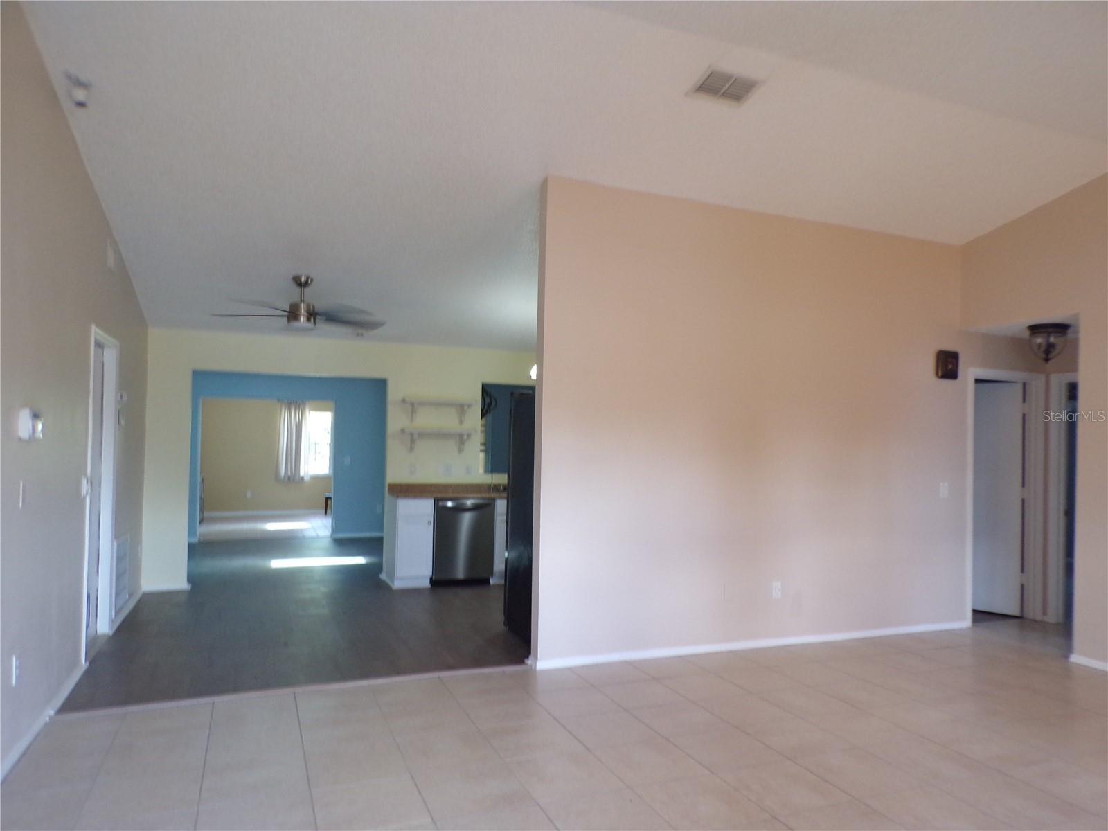 PORT CHARLOTTE 08 - Residential Lease