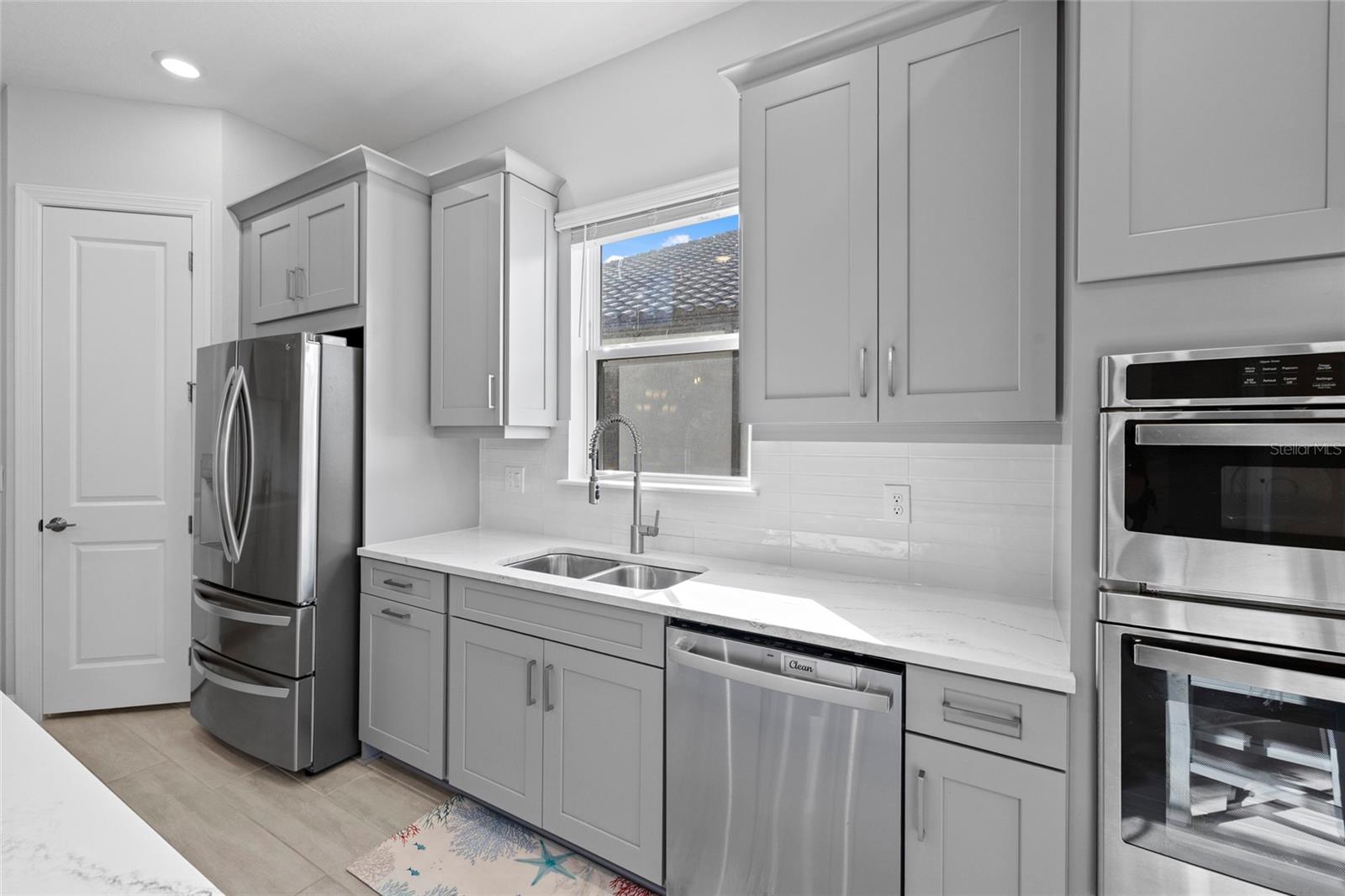 ESPLANADE NORTH AT ARTISAN LAKES SUBPH I - Residential